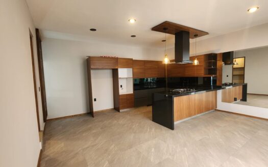 CASA MODERNA EN VENTA EN RINCON ALTOZANO – DISEÑO EXCLUSIVO Y UBICACIÓN PREMIUM