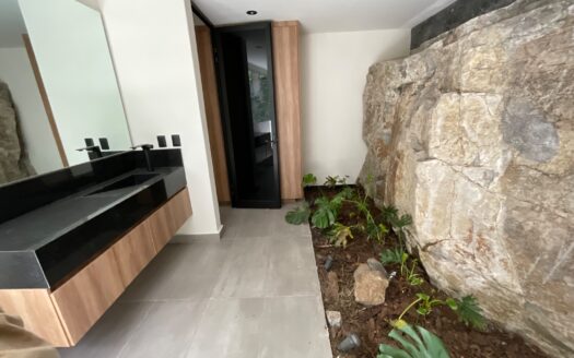 RESIDENCIA EN VENTA EN CLUB DE GOLF ALTOZANO – EXCLUSIVIDAD, LUJO Y ESPACIOS ESPECTACULARES