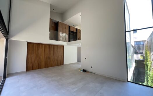 RESIDENCIA EN VENTA EN CLUB DE GOLF ALTOZANO – EXCLUSIVIDAD, LUJO Y ESPACIOS ESPECTACULARES